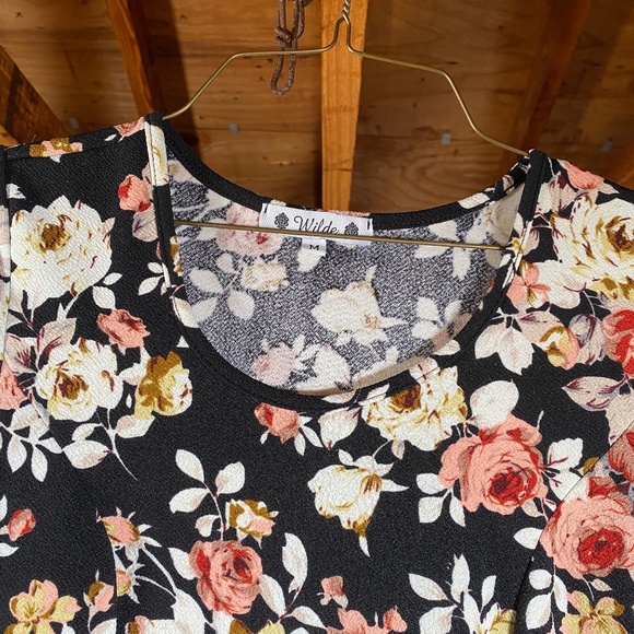 'Wilde' Floral Black Mini Dress w Scoop Neckline - Picture 2 of 3